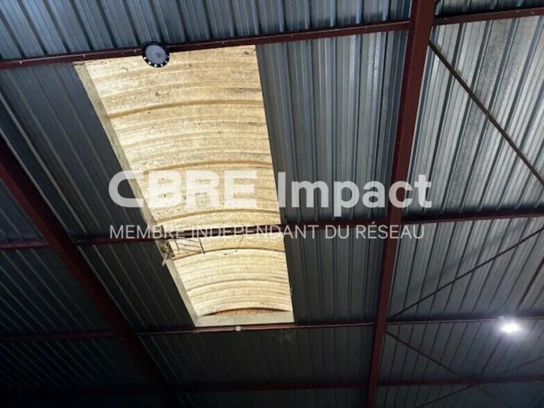 Local d’activités dans Reims à louer - Photo intérieure – Image 3 sur 8