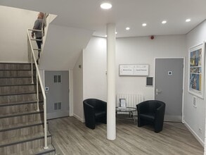 Crewe Rd, Manchester à louer Photo intérieure– Image 2 sur 3