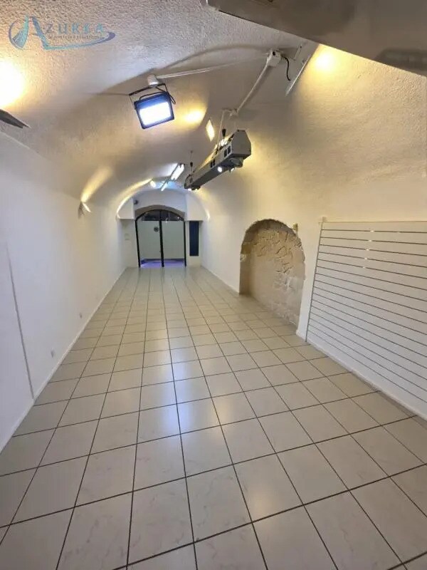 Local commercial dans Nice à louer Photo intérieure– Image 1 sur 5