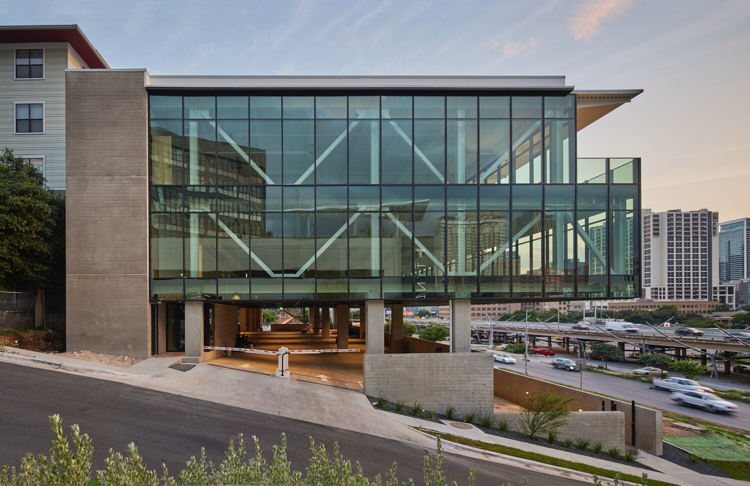 809 E 8th St, Austin, TX à louer Photo principale– Image 1 sur 7