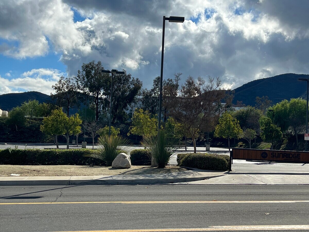View Photo