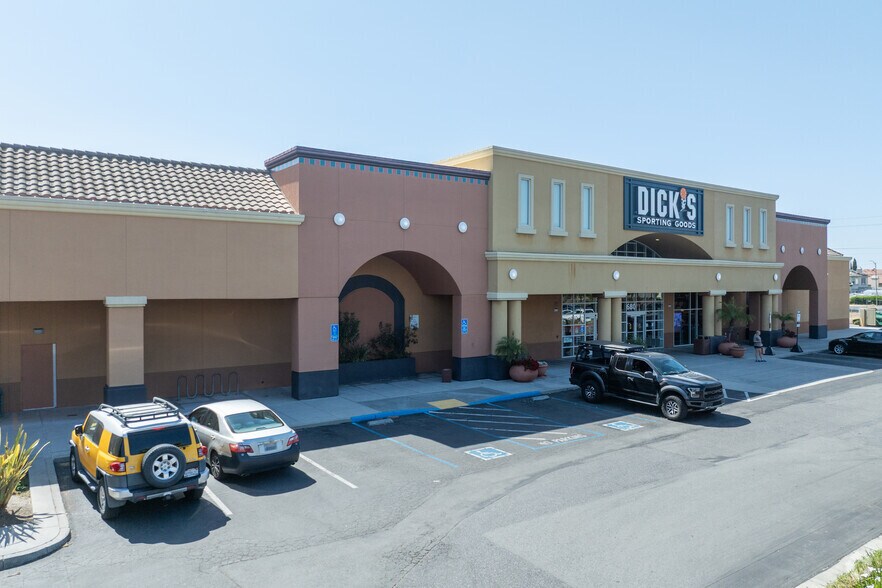 620-696 Blossom Hill Rd, San Jose, CA à louer - Photo principale – Image 3 sur 10