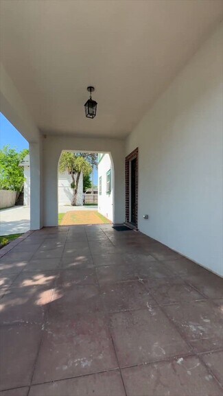 Plus de détails pour 1314 N 15th St, Waco, TX - Local commercial à vendre