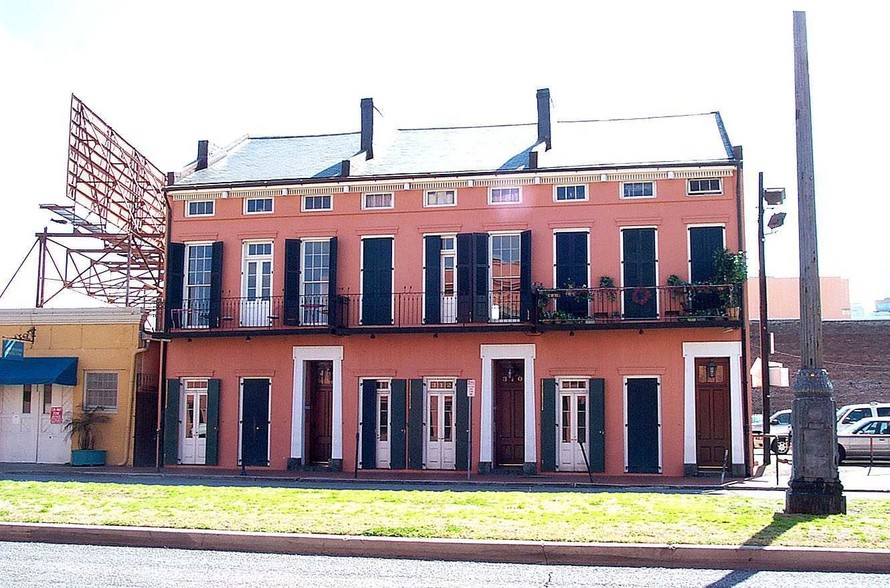 308 N Rampart St, New Orleans, LA à vendre - Photo de l’immeuble – Image 1 sur 6
