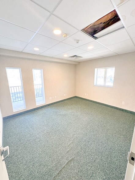 24 Booker St, Westwood, NJ à louer - Photo intérieure – Image 3 sur 8