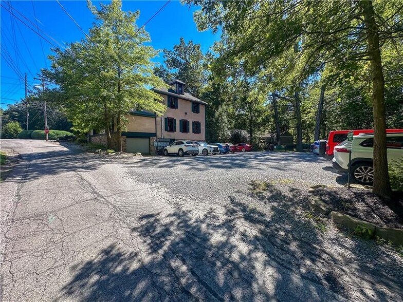 185 Bradford Rd, Bradfordwoods, PA à louer - Autre – Image 3 sur 4