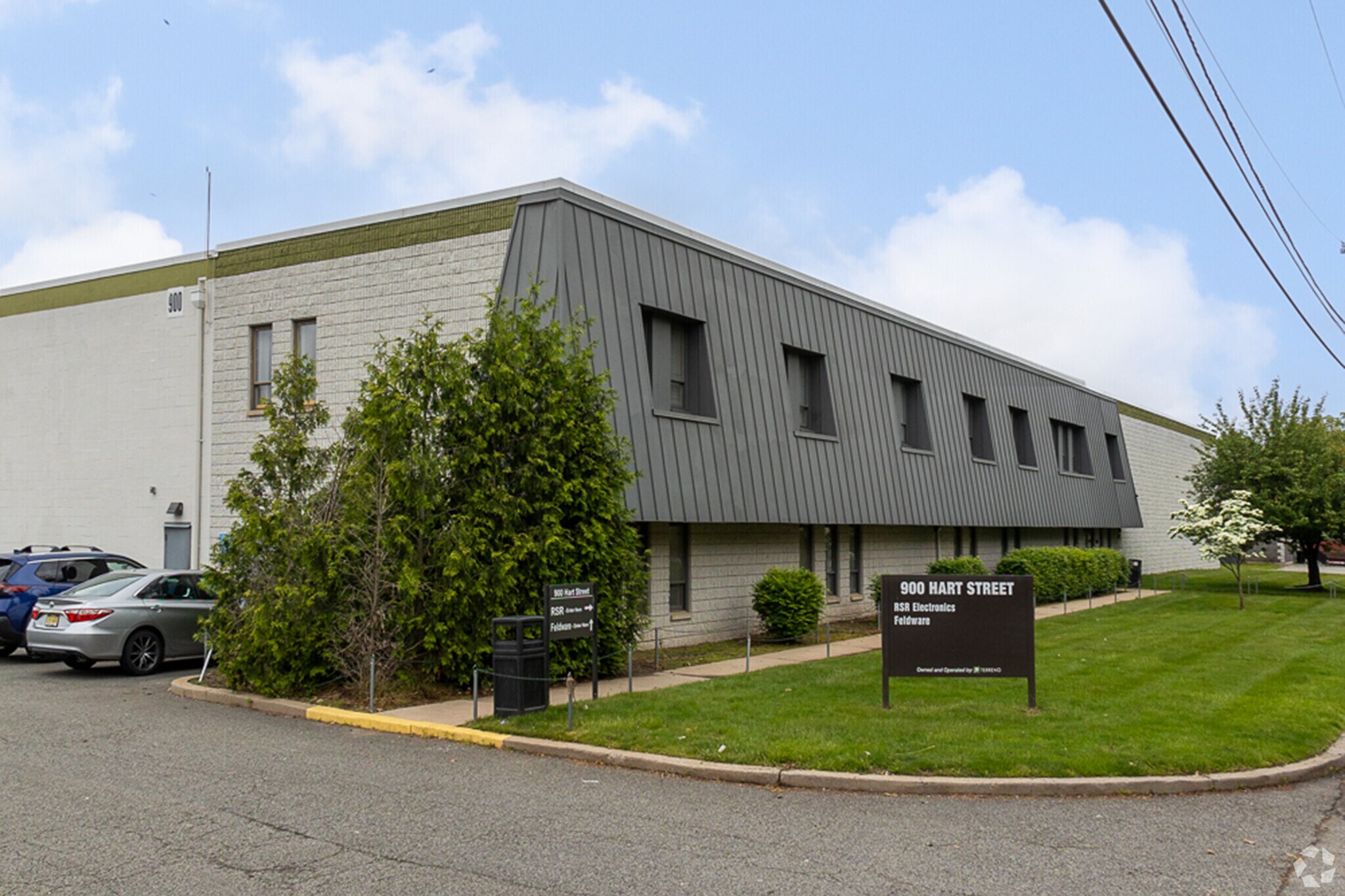 900 Hart St, Rahway, NJ à louer Photo de l’immeuble– Image 1 sur 21