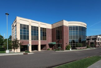 Plus de détails pour 310 Pinnacle Way, Eau Claire, WI - Bureau/Local commercial à louer