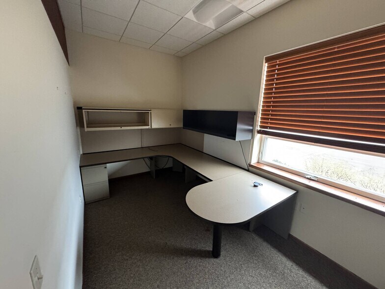 4070 E Brigham Rd, Blue Mounds, WI à vendre - Photo intérieure – Image 2 sur 42