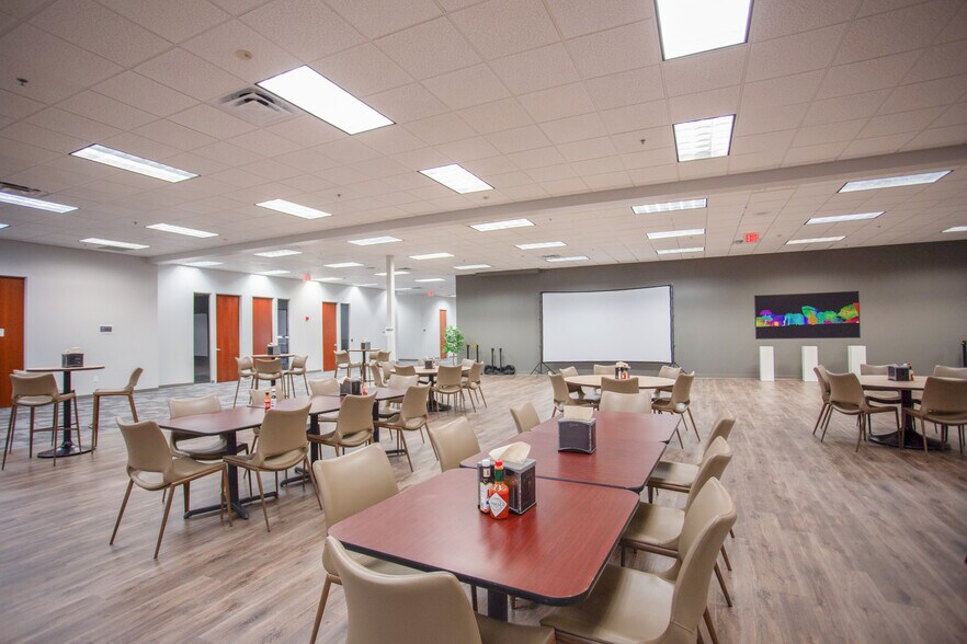 2721 Discovery Dr, Orlando, FL à louer - Photo intérieure – Image 3 sur 13