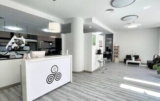 Plus de détails pour Local commercial à louer