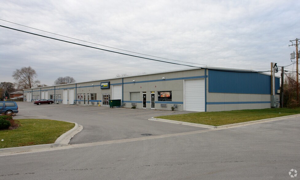 4320 1st Ave, Lyons, IL à louer - Photo de l’immeuble – Image 3 sur 18