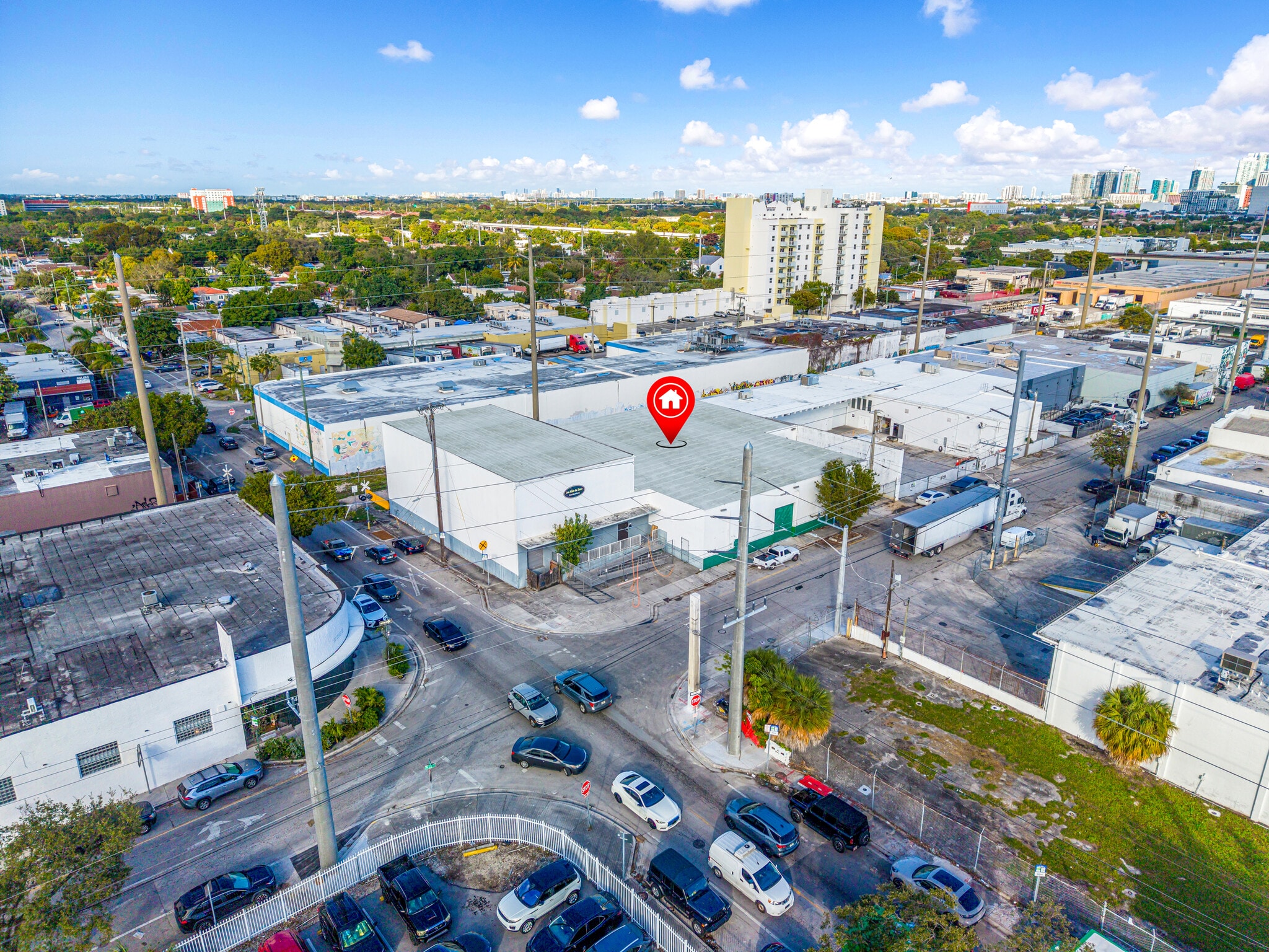 1395 NW 22nd St, Miami, FL à louer Photo intérieure– Image 1 sur 3