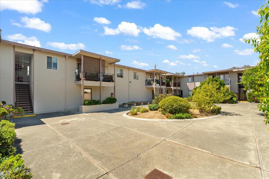 423 N 26th St, San Jose, CA à vendre - Photo de l’immeuble – Image 2 sur 18