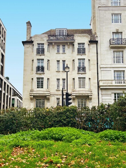 81 Piccadilly, Londres à louer - Photo de l’immeuble – Image 1 sur 6