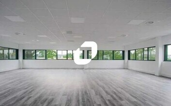 Bureau dans Gennevilliers à louer Photo intérieure– Image 1 sur 10