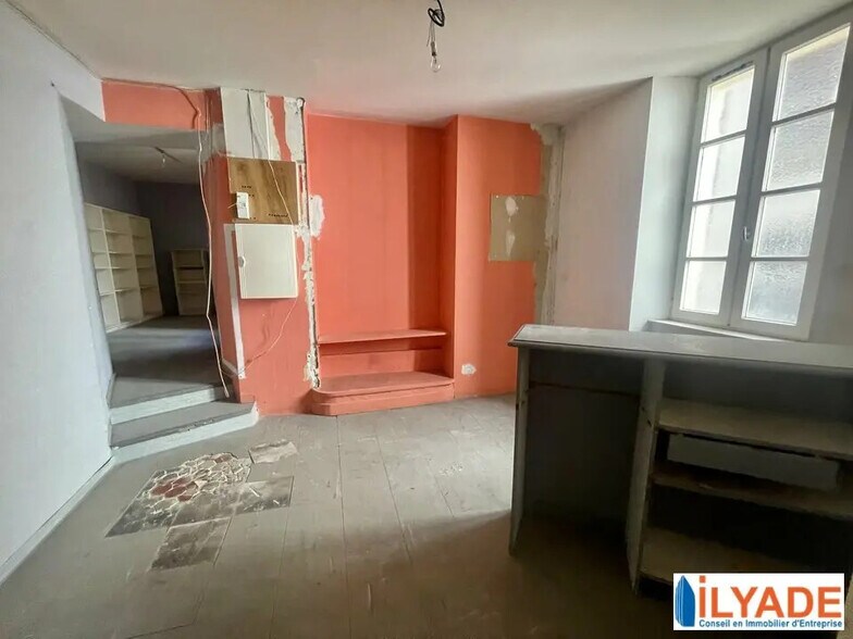 8 Rue Saint Saens, Marseille à louer - Photo de l’immeuble – Image 2 sur 9