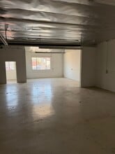 14754 Calvert St, Van Nuys, CA à louer Photo intérieure– Image 2 sur 4