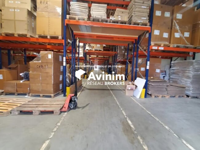 Plus de détails pour Industriel/Logistique à louer