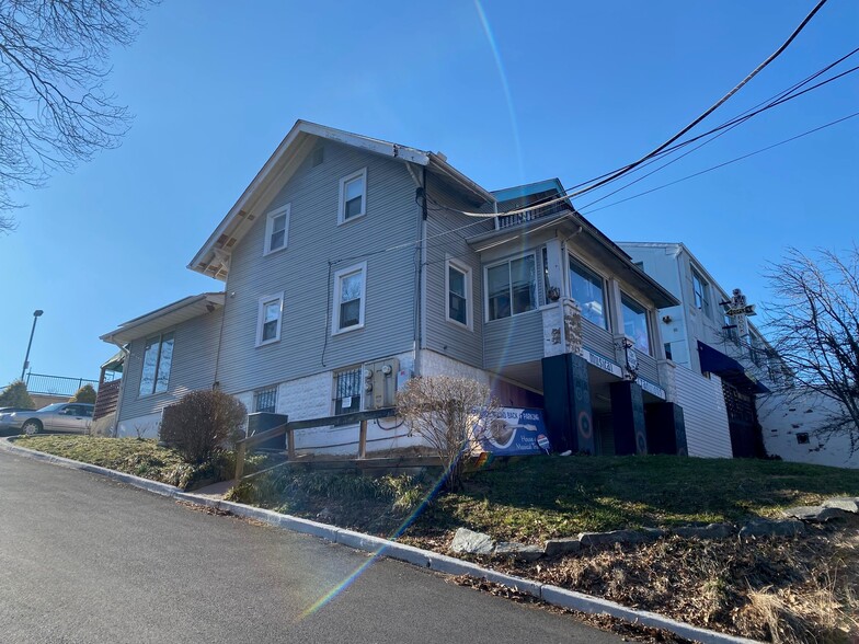 7010 Westmoreland Ave, Takoma Park, MD à vendre - Photo de l’immeuble – Image 3 sur 22