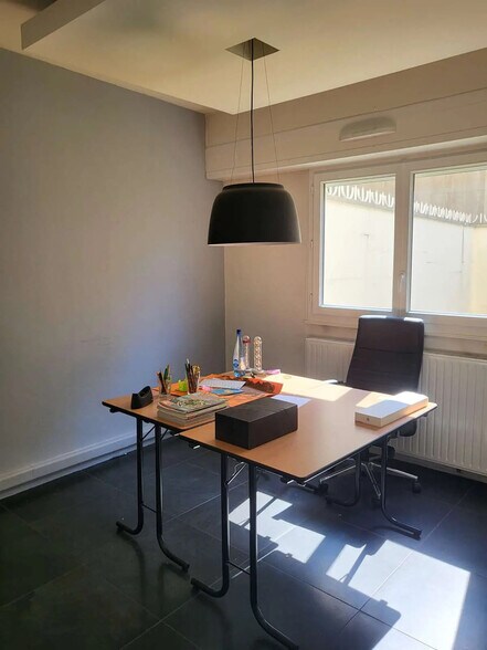 Bureau dans Paris à louer - Photo de l’immeuble – Image 3 sur 7
