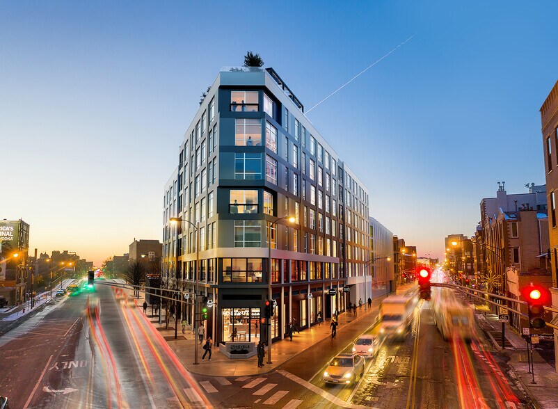 1122 W Chicago Ave, Chicago, IL à louer - Photo de l’immeuble – Image 3 sur 3
