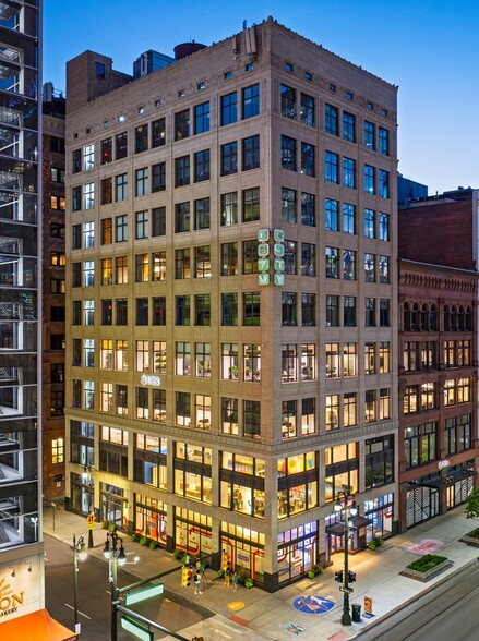 1201 Woodward Ave, Detroit, MI à louer - Photo de l’immeuble – Image 2 sur 5