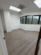 4577 N Nob Hill Rd, Sunrise, FL à louer Photo intérieure– Image 1 sur 9
