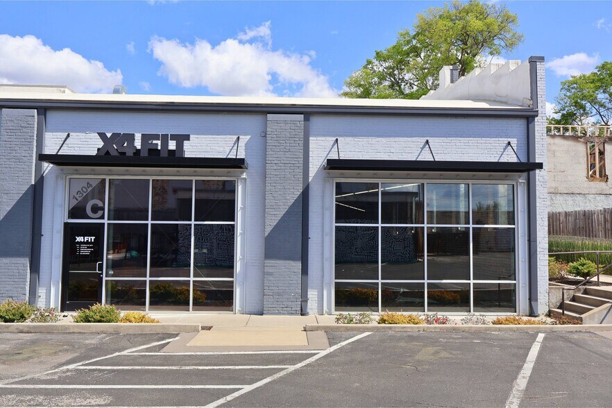 1304 McCallie Ave, Chattanooga, TN à louer - Photo de l’immeuble – Image 2 sur 9
