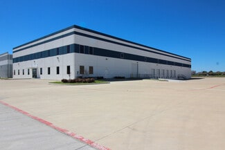 Plus de détails pour 22745 NW Lake Dr, Houston, TX - Industriel/Logistique à louer