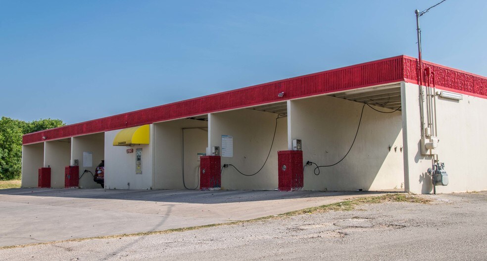 10597 Toepperwein Rd, Converse, TX à vendre - Photo de l’immeuble – Image 3 sur 11