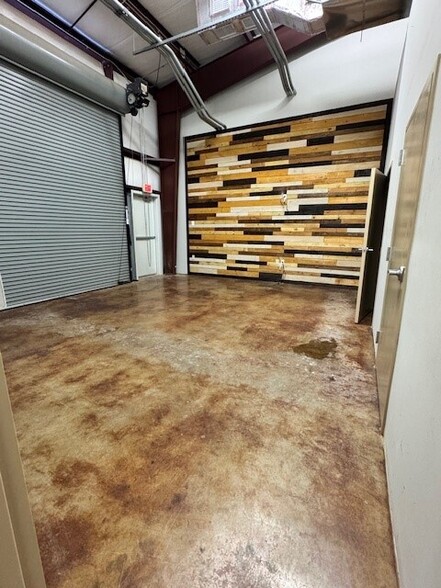 21232 Gathering Oak, San Antonio, TX à louer - Photo de l’immeuble – Image 2 sur 13