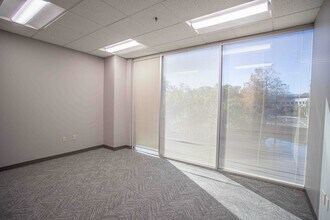 258 Southhall Ln, Maitland, FL à louer Photo intérieure– Image 2 sur 5