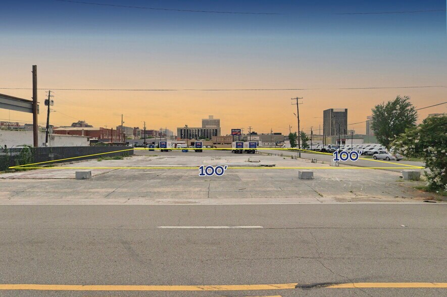 300 24th St S, Birmingham, AL à vendre - Photo principale – Image 1 sur 1