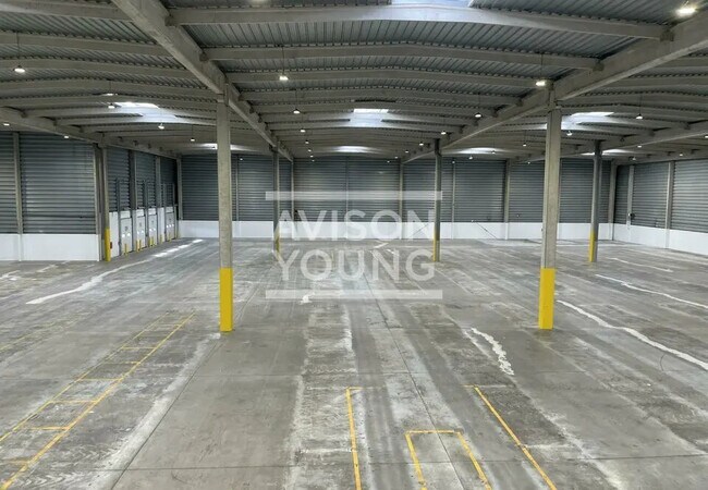 Plus de détails pour Local d'activités à louer