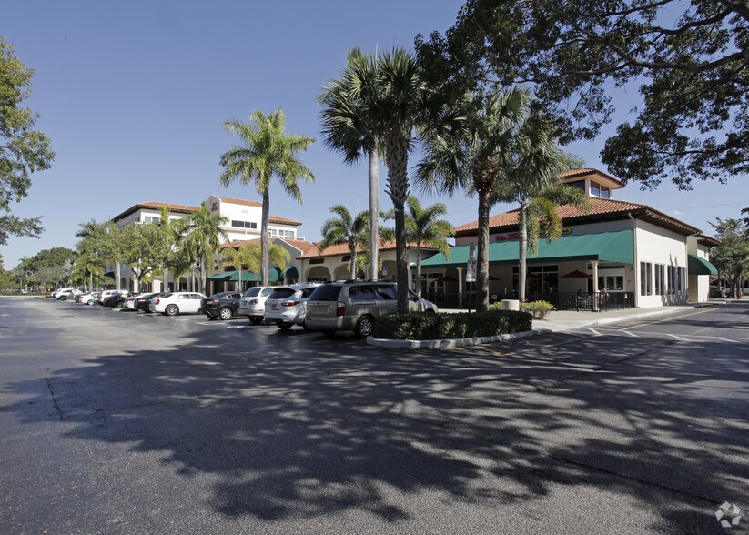 1999 N University Dr, Coral Springs, FL à louer - Photo de l’immeuble – Image 3 sur 27