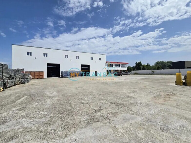 Local d'activités dans Bondoufle à vendre - Photo de l’immeuble – Image 2 sur 18