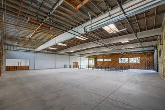 3333 Casitas Ave, Los Angeles, CA à louer Photo intérieure– Image 1 sur 6
