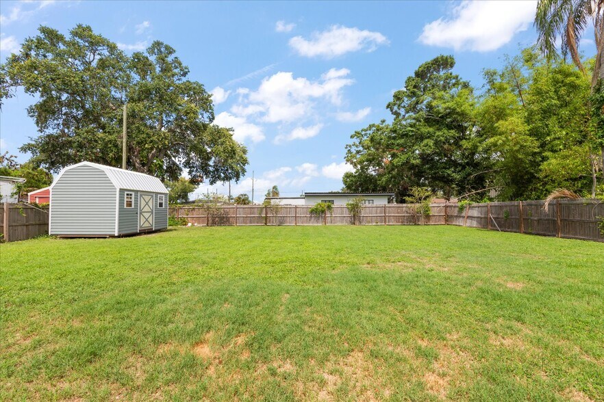 2306 Cheryl Rd, Largo, FL à vendre - Photo de l’immeuble – Image 3 sur 22