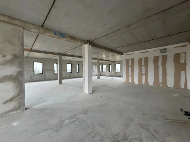 13 A Route De Soissons, Tinqueux à louer - Photo de l’immeuble – Image 3 sur 4