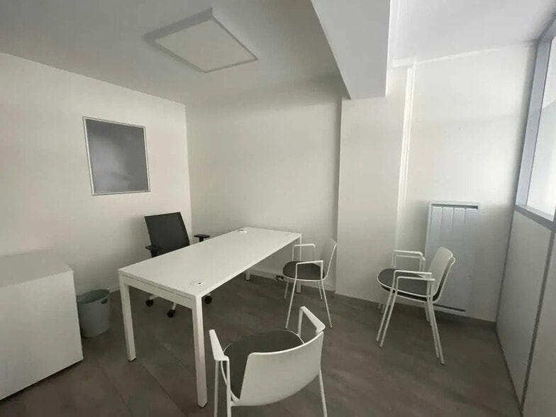 Bureau dans Chambly à louer - Photo de l’immeuble – Image 2 sur 5
