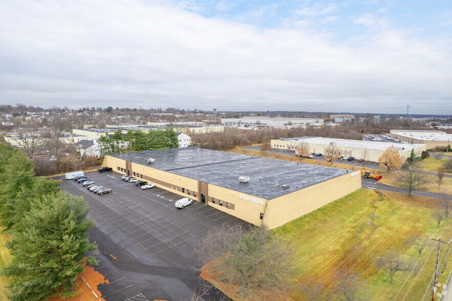 1370 Welsh Rd, North Wales, PA à louer - Aérien – Image 2 sur 19