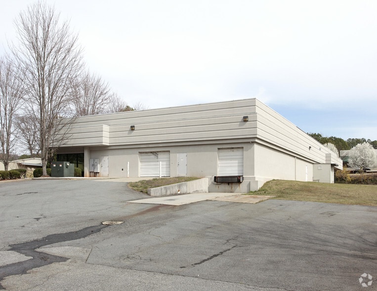 4211 Jvl Industrial Park Dr, Marietta, GA à louer - Photo de l’immeuble – Image 3 sur 7