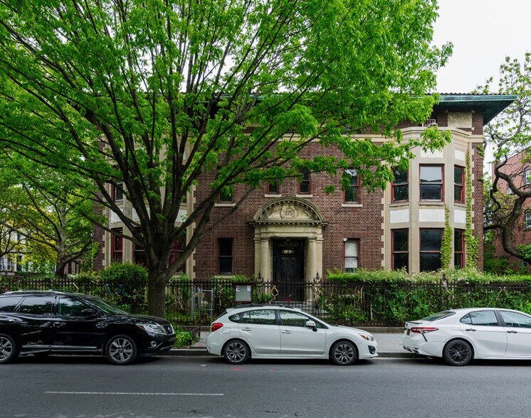 375 Stuyvesant Ave, Brooklyn, NY à vendre - Photo de l’immeuble – Image 2 sur 12