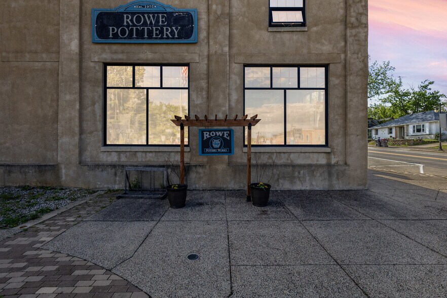 108-110 E Main St, Cambridge, WI à vendre - Photo de l’immeuble – Image 3 sur 73