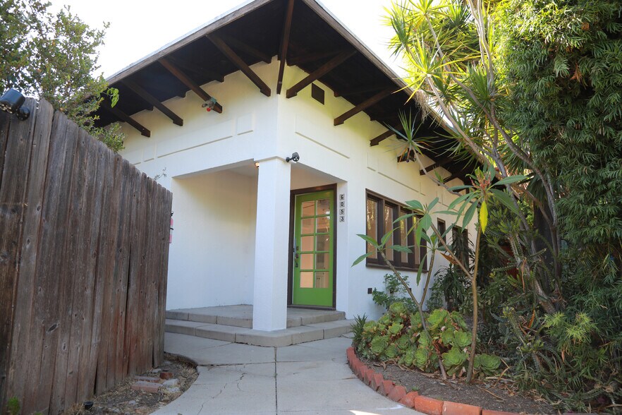 6043-6053 Selma Ave, Los Angeles, CA à vendre - Photo de l’immeuble – Image 2 sur 16