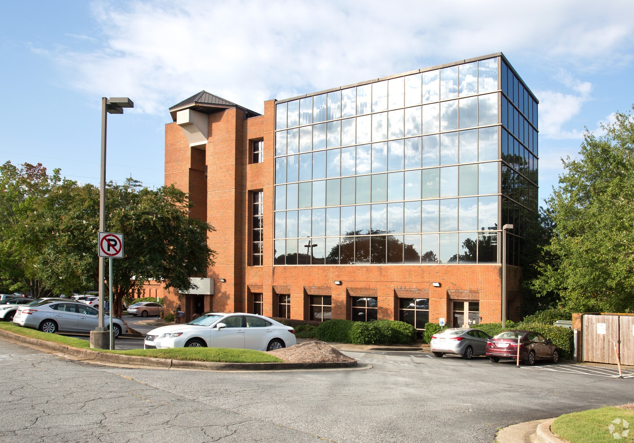 2265 Roswell Rd, Marietta, GA à louer Photo de l’immeuble– Image 1 sur 27