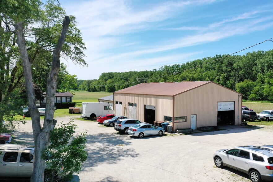 3209 N State Rt 1, Saint Anne, IL à vendre - Photo de l’immeuble – Image 2 sur 27