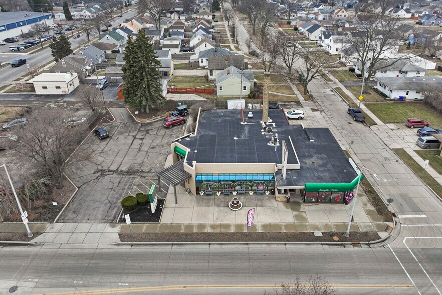 3021 75th St, Kenosha, WI à vendre - Photo de l’immeuble – Image 2 sur 12