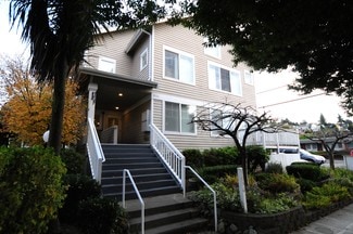 Plus de détails pour 3056 60th Ave SW, Seattle, WA - Logement à vendre